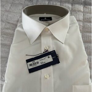 Men’s white dress shirt